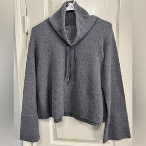 Lululemon Retreat Yourself Pullover